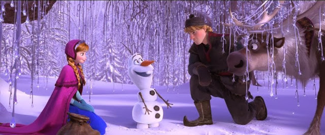 Movie Review: Disney Frozen is Perfect for the Holidays! #DisneyFrozen