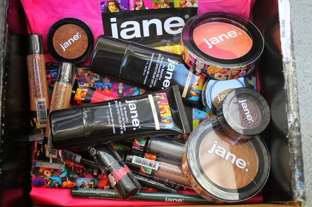 CAUSES: Buy One, Give One @JaneCosmetics PLUS a GIVEAWAY! #JaneGivesBack