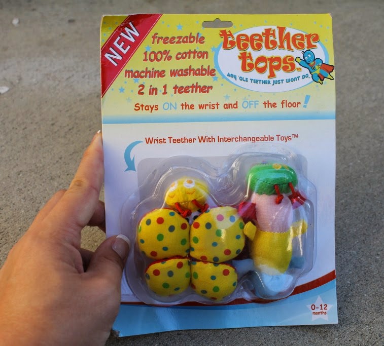 PRODUCT REVIEW: Teethers that Don’t Fall on the Floor @TeetherTops PLUS a Giveaway! #babyproducts