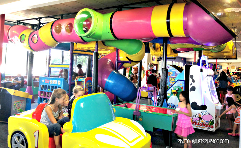 Chuck E Cheese’s Father’s Day Specials