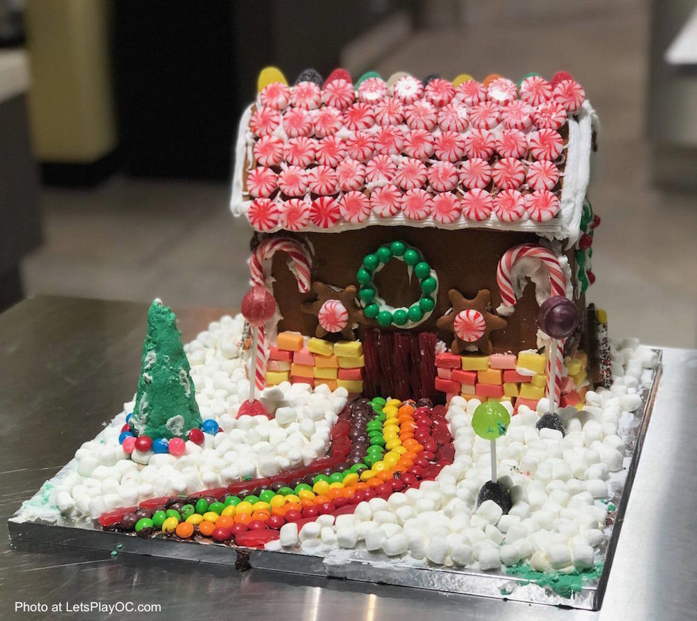 Discovery Cube OC – Annual Gingerbread Competition
